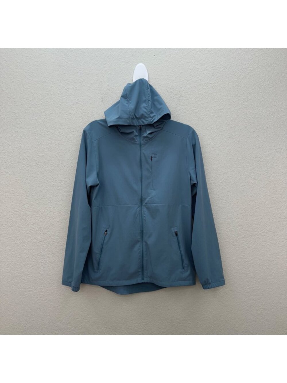 Free Fly Breeze Jacket Light Weight Hooded Full Zip in Blue Fog Mens size Medium